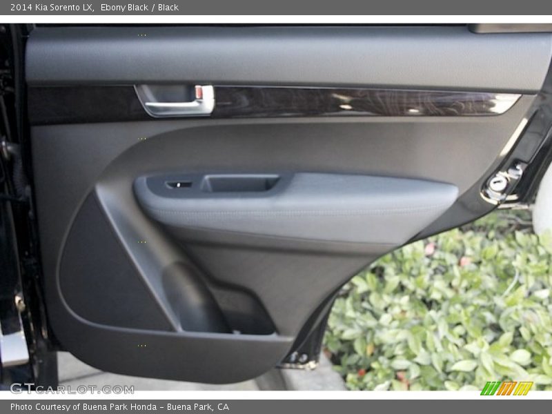 Ebony Black / Black 2014 Kia Sorento LX
