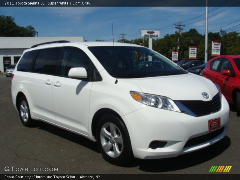 Super White / Light Gray 2011 Toyota Sienna LE
