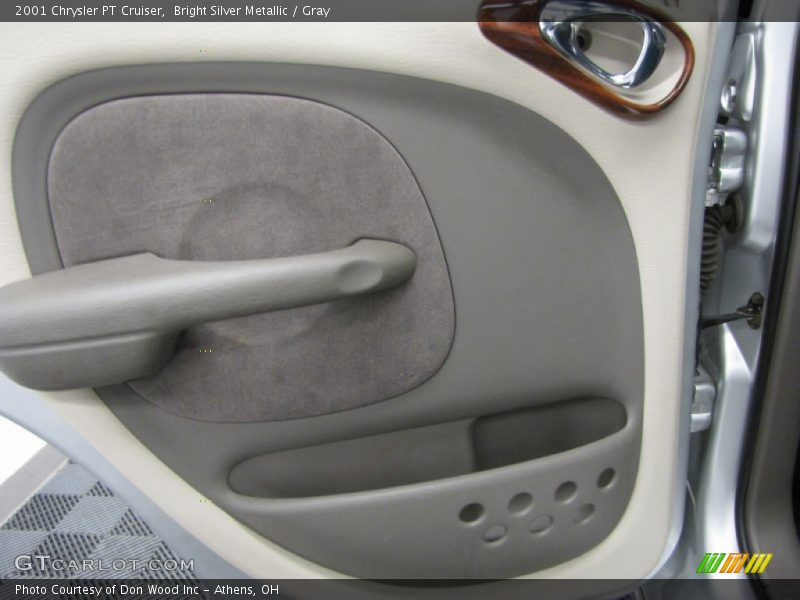Bright Silver Metallic / Gray 2001 Chrysler PT Cruiser
