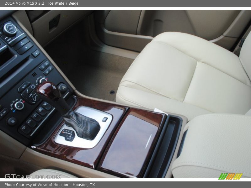 Ice White / Beige 2014 Volvo XC90 3.2