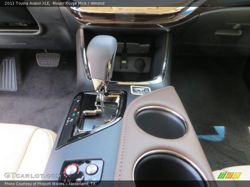 Moulin Rouge Mica / Almond 2013 Toyota Avalon XLE