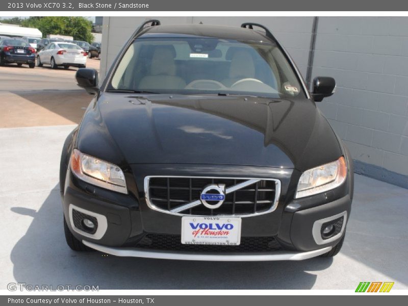 Black Stone / Sandstone 2013 Volvo XC70 3.2