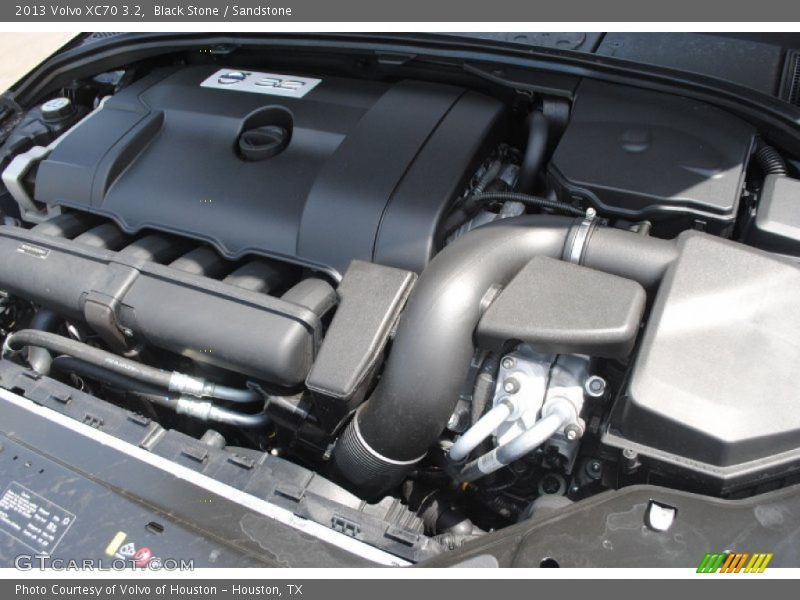 Black Stone / Sandstone 2013 Volvo XC70 3.2