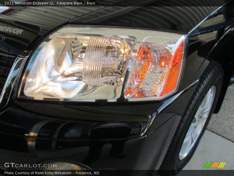 Kalapana Black / Black 2011 Mitsubishi Endeavor LS