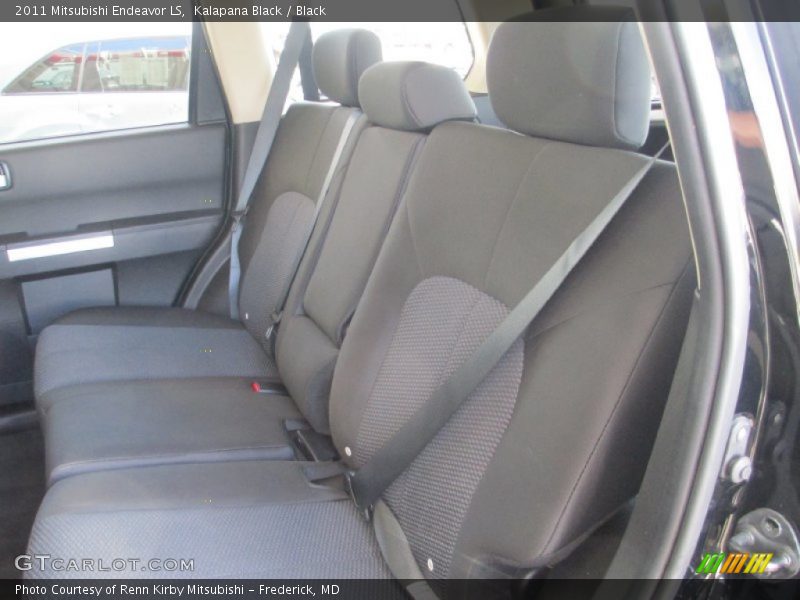 Kalapana Black / Black 2011 Mitsubishi Endeavor LS