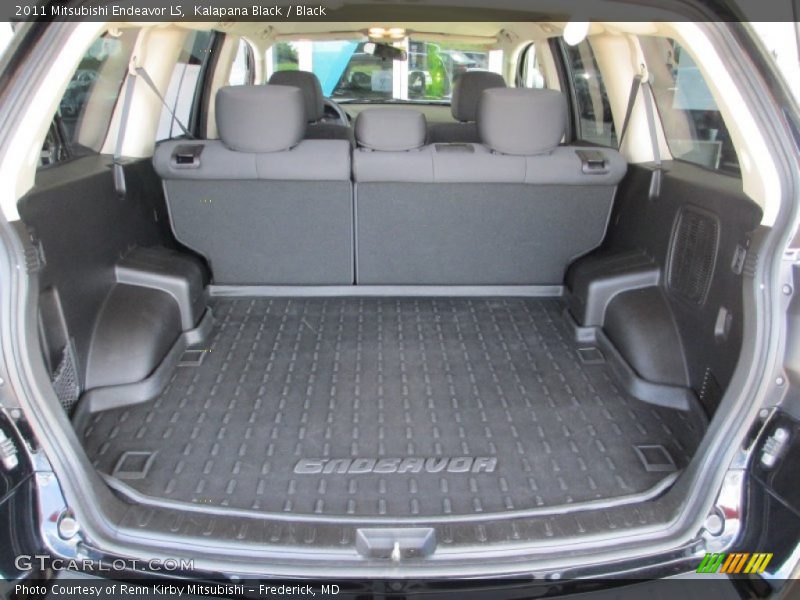 Kalapana Black / Black 2011 Mitsubishi Endeavor LS