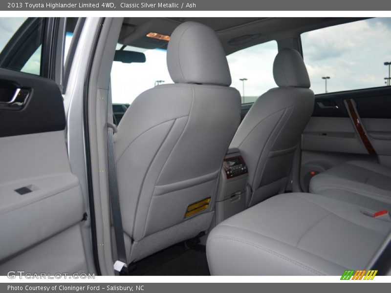Classic Silver Metallic / Ash 2013 Toyota Highlander Limited 4WD