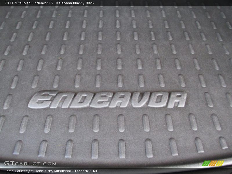 Kalapana Black / Black 2011 Mitsubishi Endeavor LS