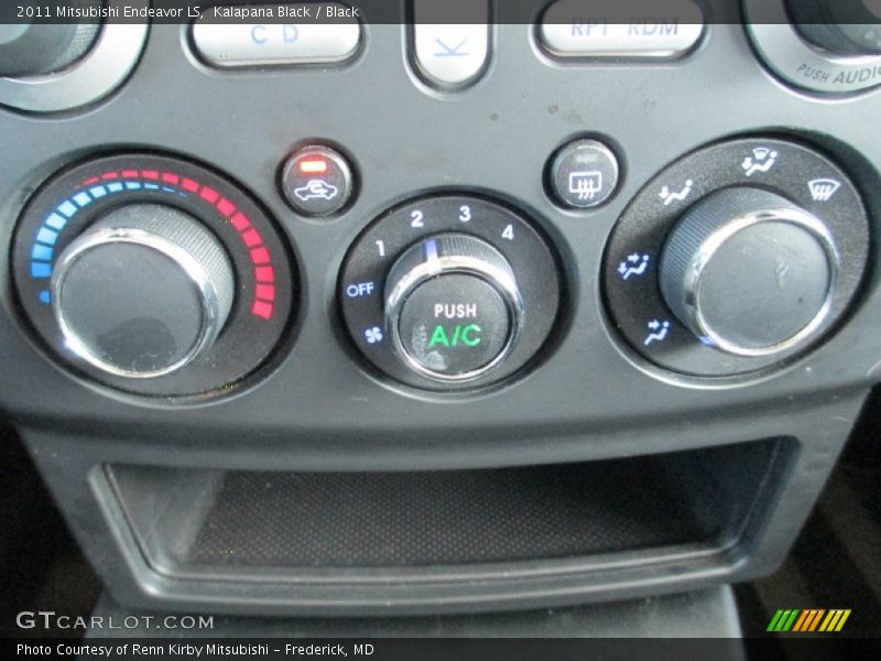 Kalapana Black / Black 2011 Mitsubishi Endeavor LS