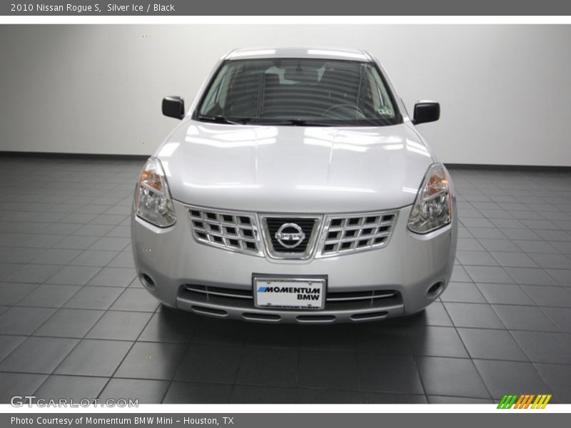 Silver Ice / Black 2010 Nissan Rogue S