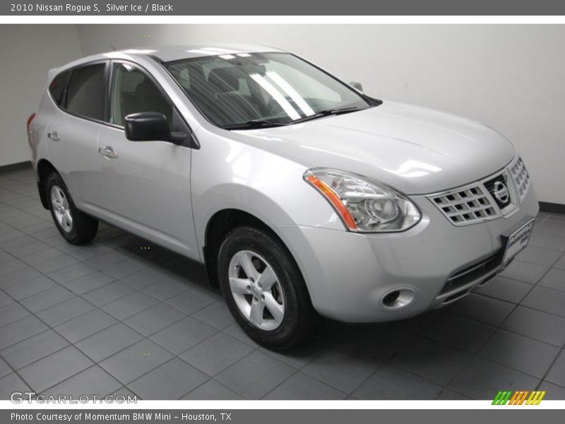 Silver Ice / Black 2010 Nissan Rogue S