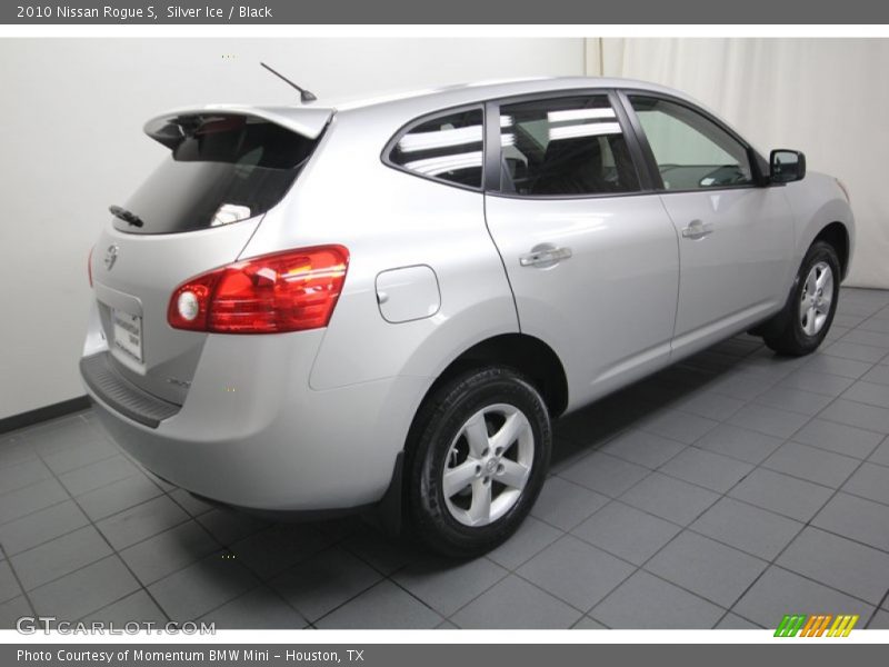 Silver Ice / Black 2010 Nissan Rogue S