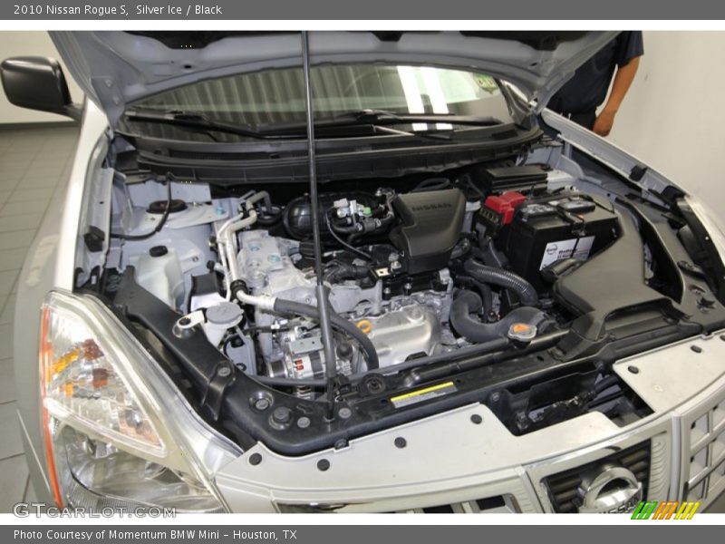 Silver Ice / Black 2010 Nissan Rogue S
