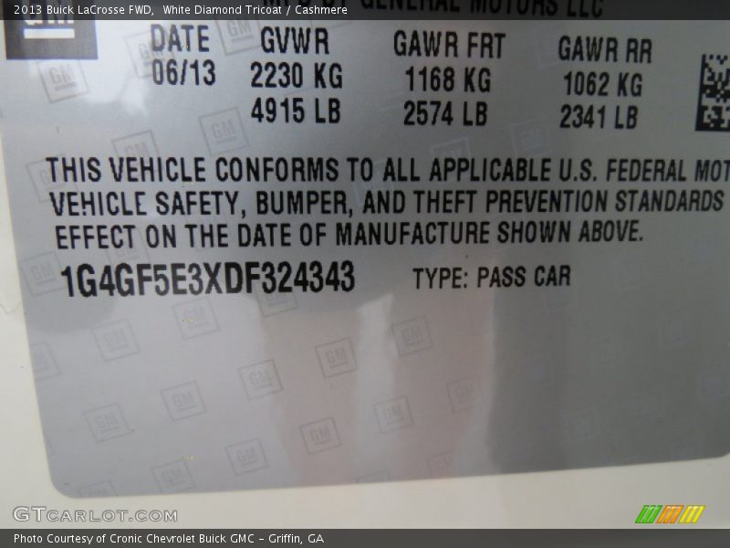 White Diamond Tricoat / Cashmere 2013 Buick LaCrosse FWD