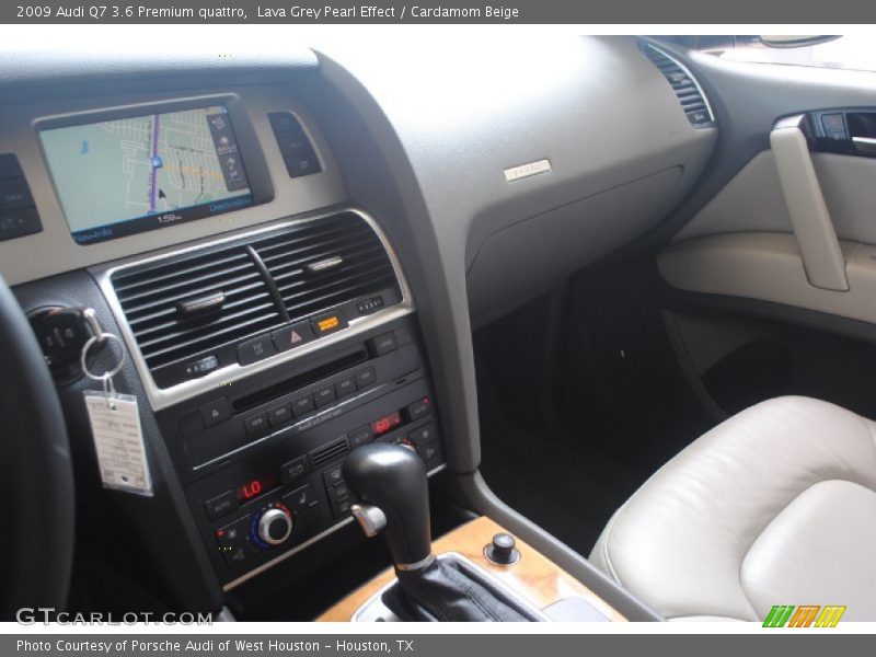 Lava Grey Pearl Effect / Cardamom Beige 2009 Audi Q7 3.6 Premium quattro
