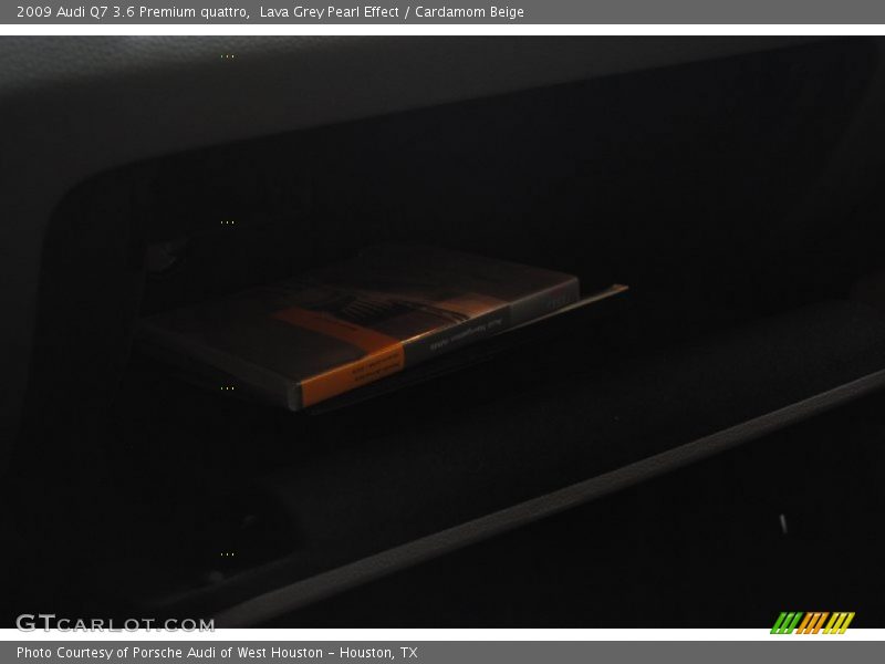 Lava Grey Pearl Effect / Cardamom Beige 2009 Audi Q7 3.6 Premium quattro