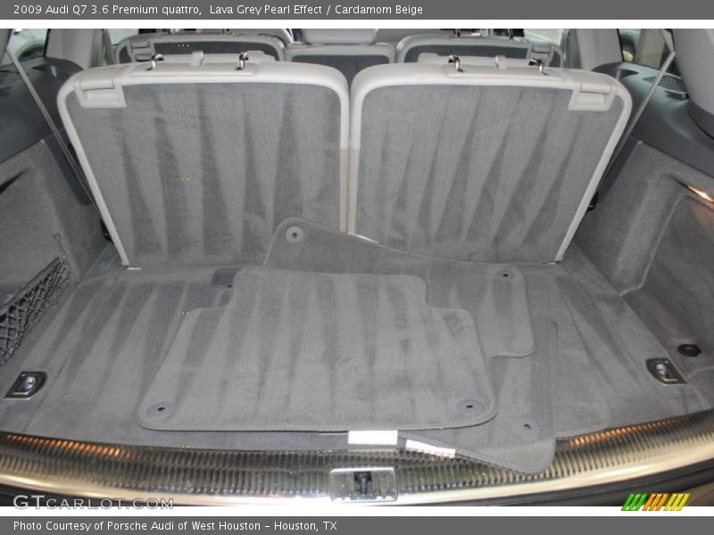 Lava Grey Pearl Effect / Cardamom Beige 2009 Audi Q7 3.6 Premium quattro