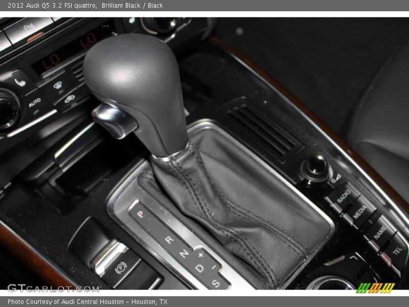 Brilliant Black / Black 2012 Audi Q5 3.2 FSI quattro