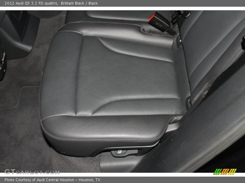 Brilliant Black / Black 2012 Audi Q5 3.2 FSI quattro