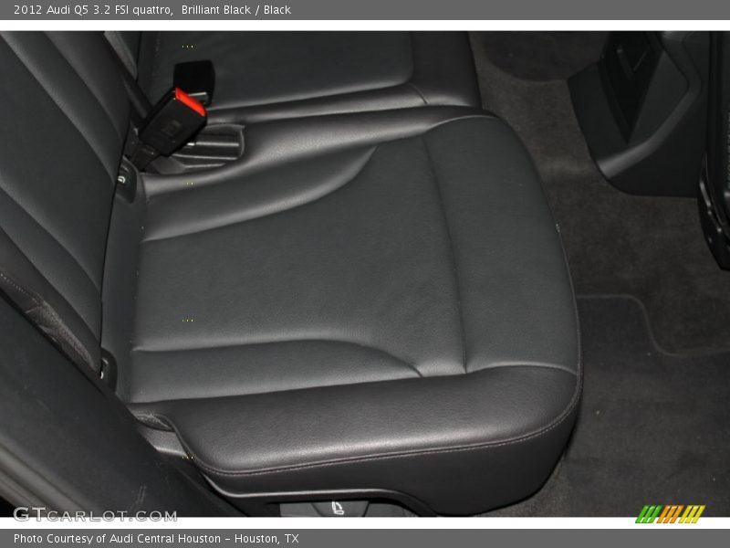 Brilliant Black / Black 2012 Audi Q5 3.2 FSI quattro