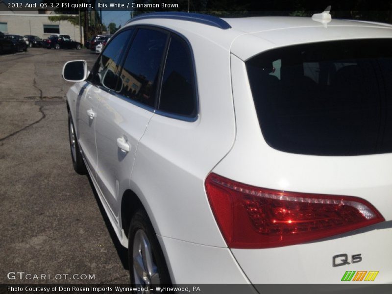 Ibis White / Cinnamon Brown 2012 Audi Q5 3.2 FSI quattro