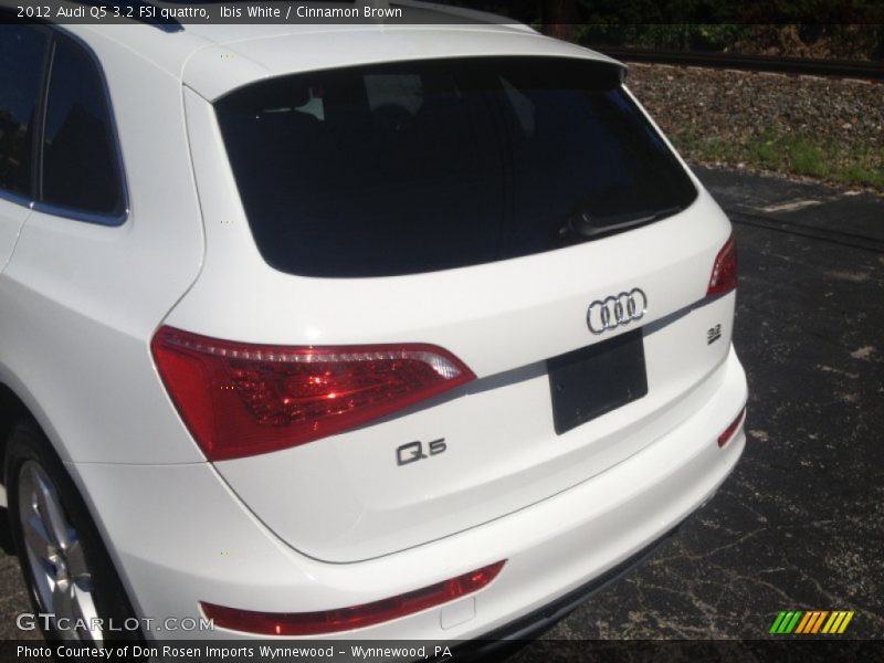 Ibis White / Cinnamon Brown 2012 Audi Q5 3.2 FSI quattro