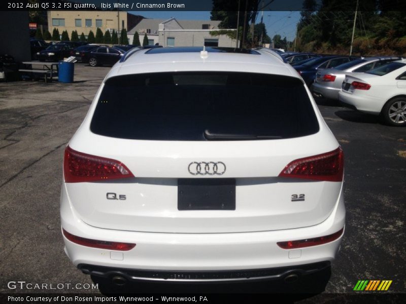 Ibis White / Cinnamon Brown 2012 Audi Q5 3.2 FSI quattro