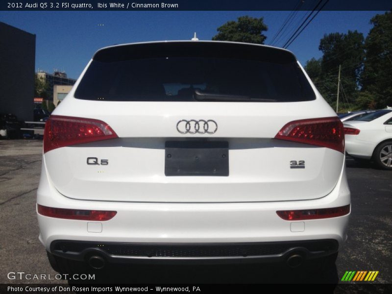 Ibis White / Cinnamon Brown 2012 Audi Q5 3.2 FSI quattro