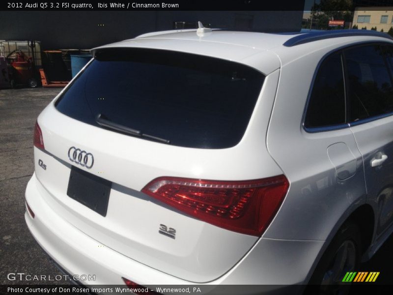 Ibis White / Cinnamon Brown 2012 Audi Q5 3.2 FSI quattro