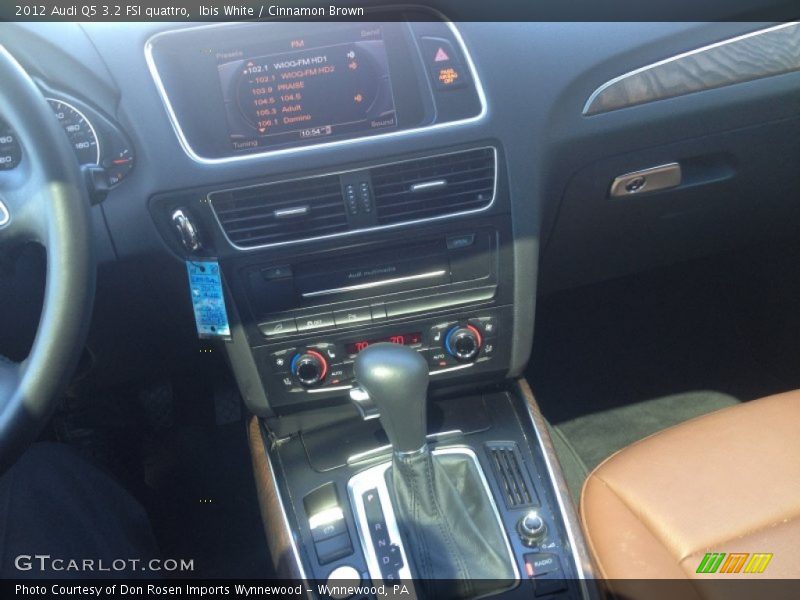 Ibis White / Cinnamon Brown 2012 Audi Q5 3.2 FSI quattro