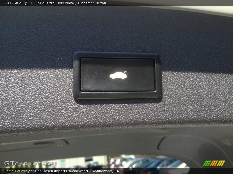 Ibis White / Cinnamon Brown 2012 Audi Q5 3.2 FSI quattro