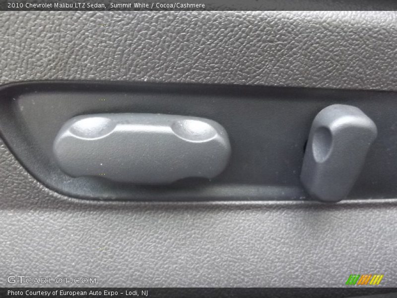 Summit White / Cocoa/Cashmere 2010 Chevrolet Malibu LTZ Sedan