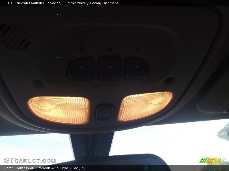 Summit White / Cocoa/Cashmere 2010 Chevrolet Malibu LTZ Sedan
