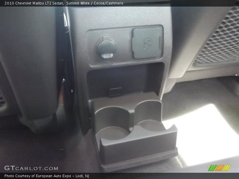 Summit White / Cocoa/Cashmere 2010 Chevrolet Malibu LTZ Sedan