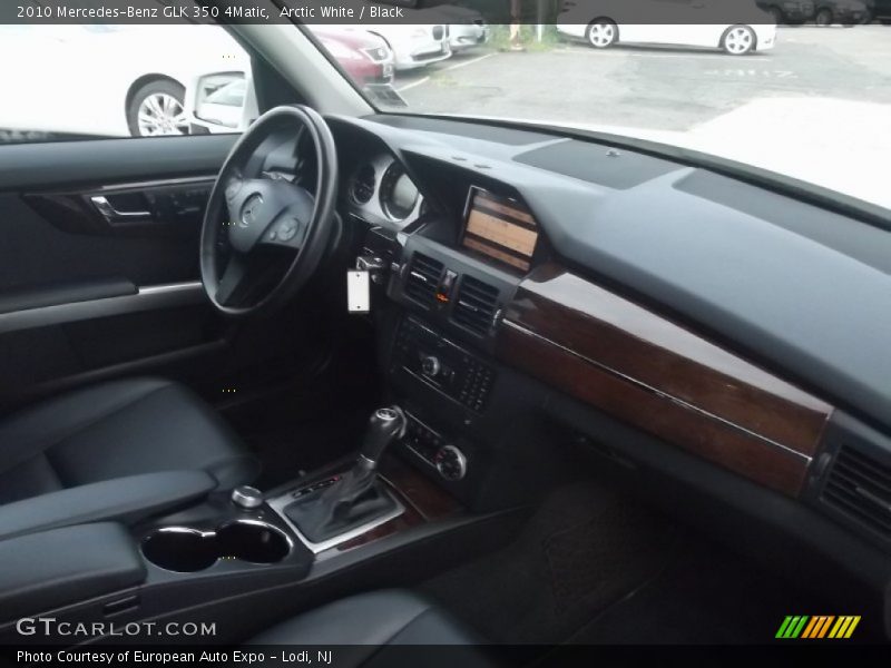Arctic White / Black 2010 Mercedes-Benz GLK 350 4Matic