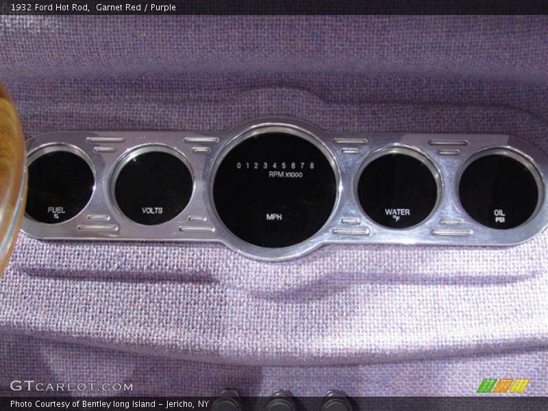 Garnet Red / Purple 1932 Ford Hot Rod