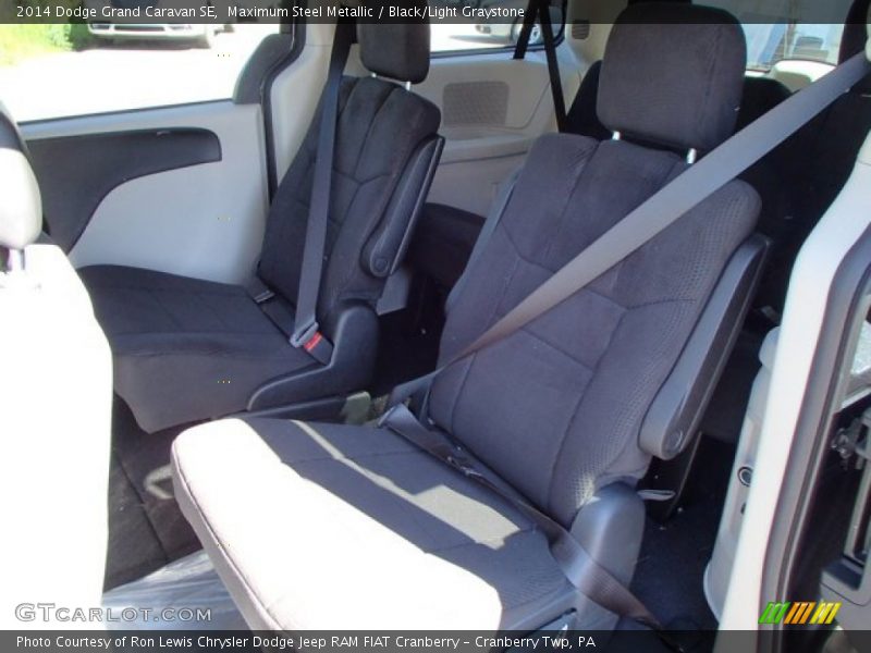 Maximum Steel Metallic / Black/Light Graystone 2014 Dodge Grand Caravan SE