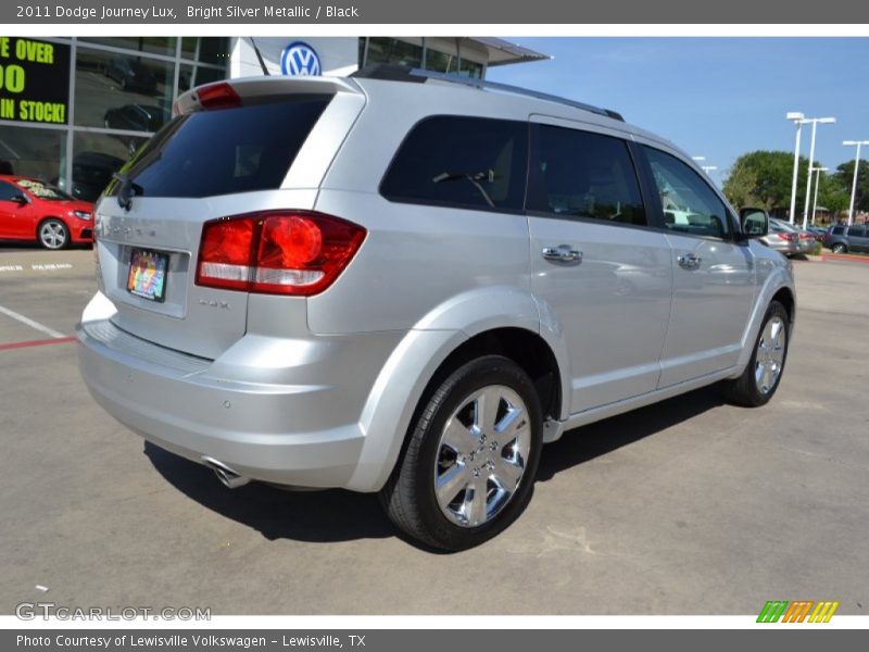 Bright Silver Metallic / Black 2011 Dodge Journey Lux