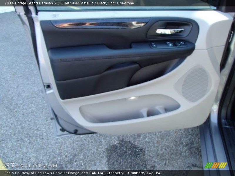 Billet Silver Metallic / Black/Light Graystone 2014 Dodge Grand Caravan SE