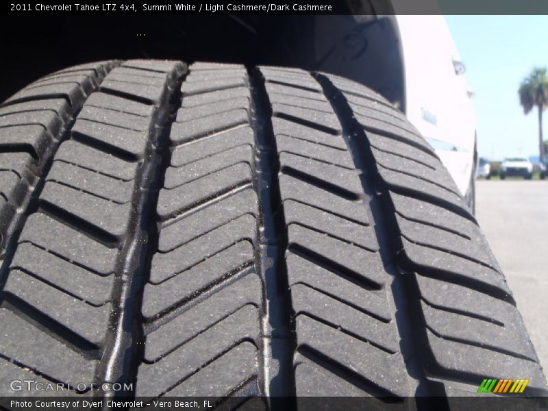 Summit White / Light Cashmere/Dark Cashmere 2011 Chevrolet Tahoe LTZ 4x4