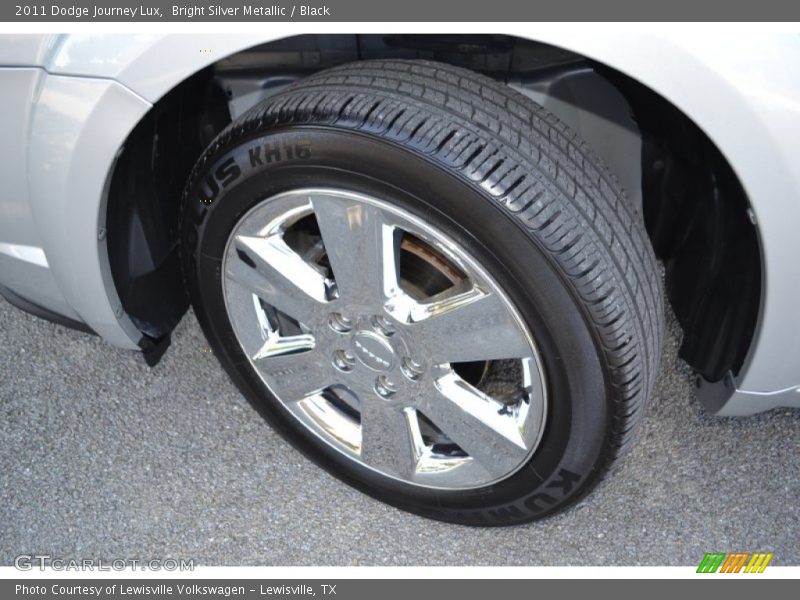 Bright Silver Metallic / Black 2011 Dodge Journey Lux