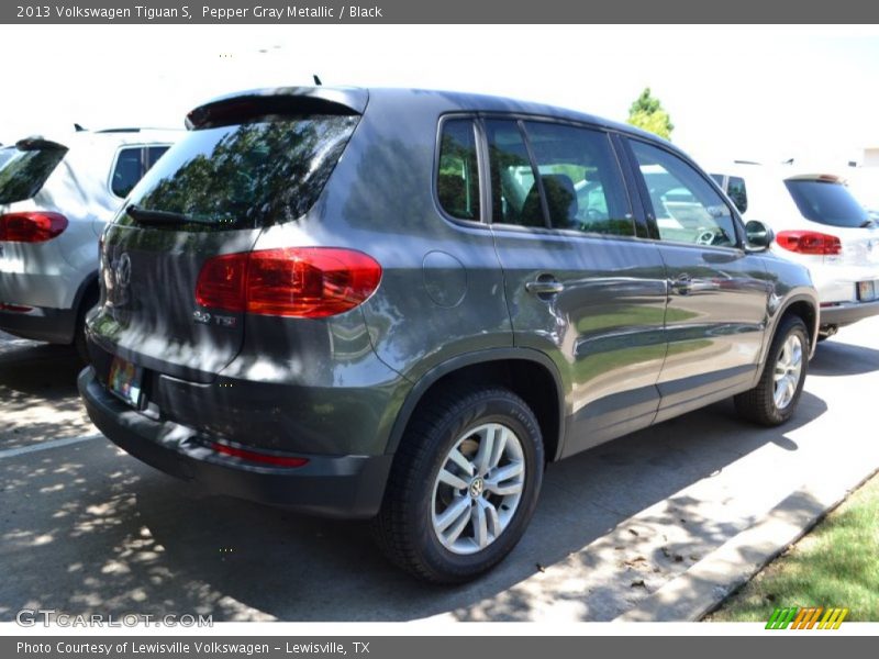 Pepper Gray Metallic / Black 2013 Volkswagen Tiguan S