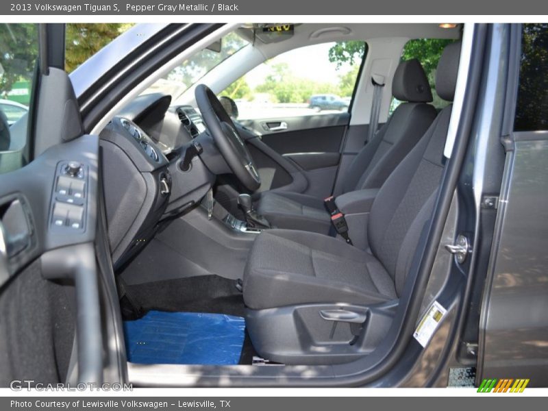 Pepper Gray Metallic / Black 2013 Volkswagen Tiguan S
