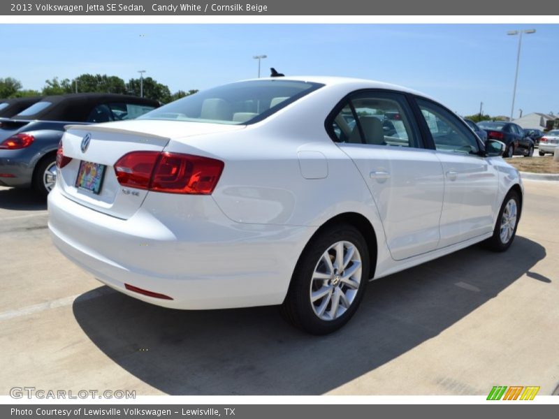 Candy White / Cornsilk Beige 2013 Volkswagen Jetta SE Sedan