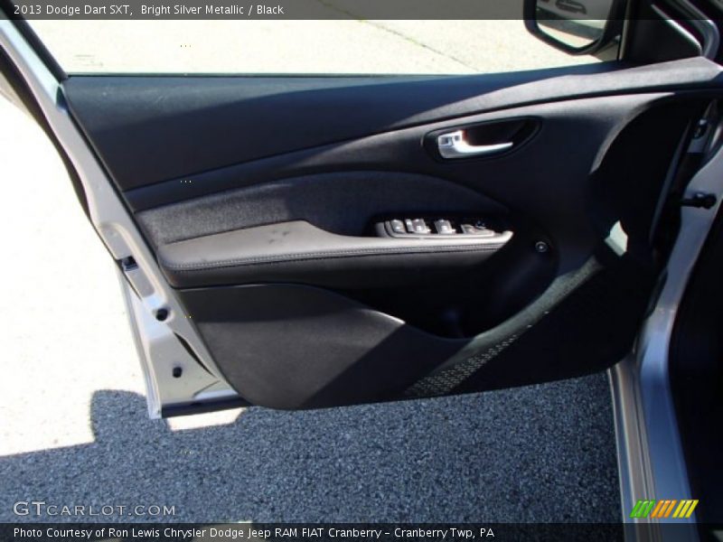 Bright Silver Metallic / Black 2013 Dodge Dart SXT