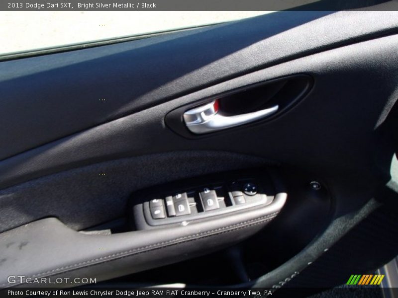 Bright Silver Metallic / Black 2013 Dodge Dart SXT
