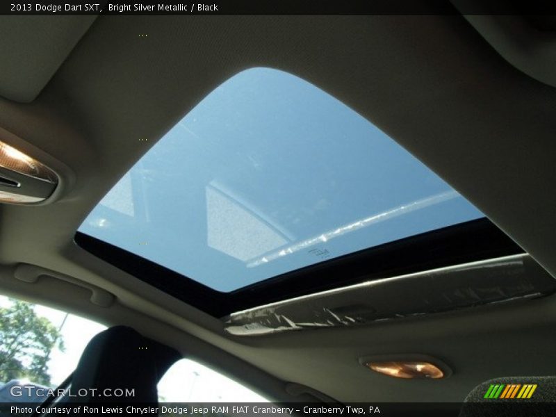 Bright Silver Metallic / Black 2013 Dodge Dart SXT