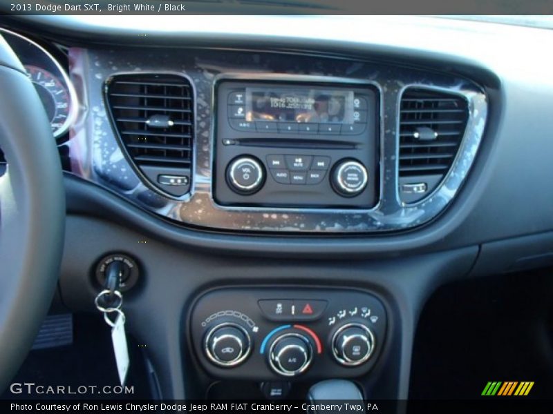 Bright White / Black 2013 Dodge Dart SXT