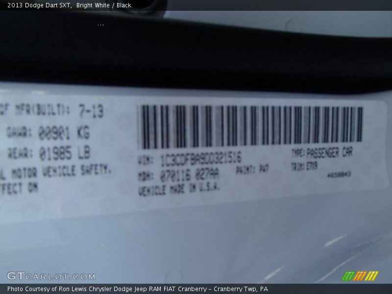 Bright White / Black 2013 Dodge Dart SXT