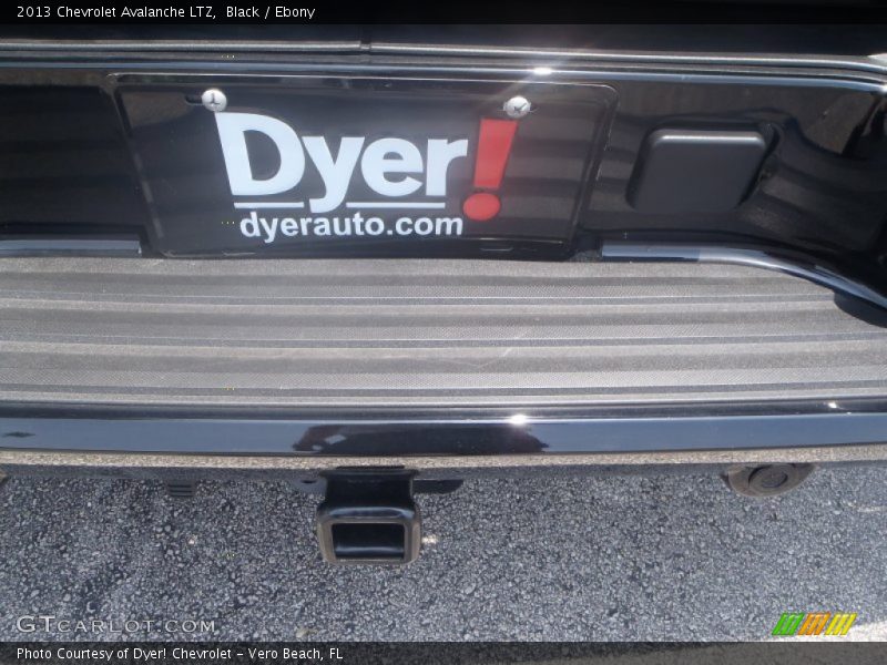 Black / Ebony 2013 Chevrolet Avalanche LTZ